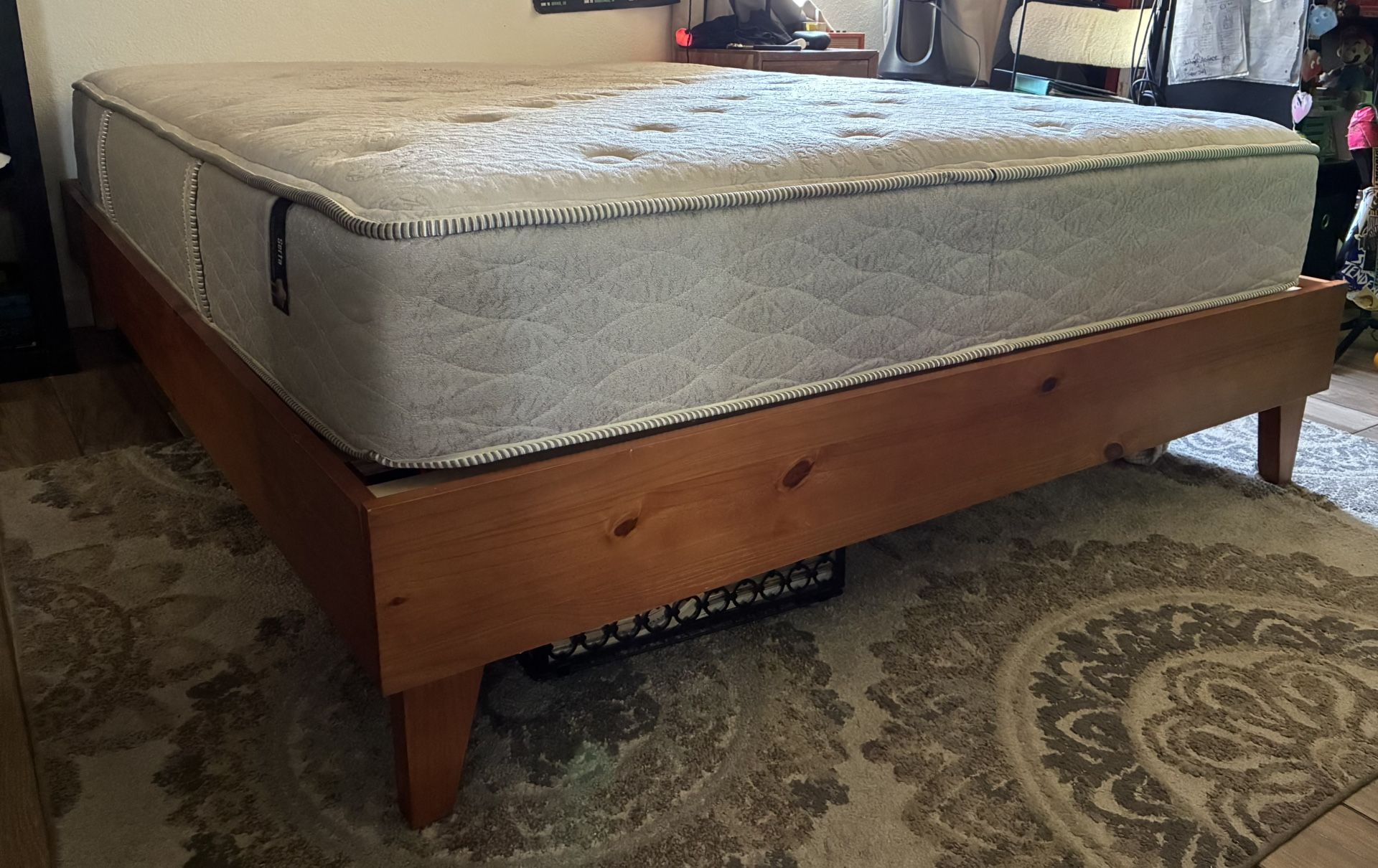 Solid Wood Bed Frame Queen