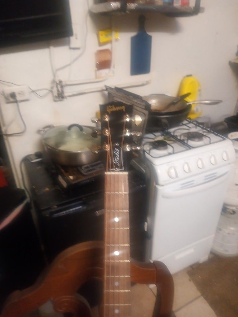Gibson J-45 Studio Walnut Acoustic -electric Guitar Natural
