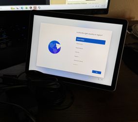 Microsoft Surface Go 2 10.5” Tablet 64gb