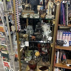 Vintage / Modern Elephant Statues / Figures