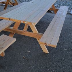 Picnic Tables * Mesas Picnic 