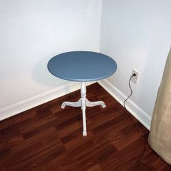 Coastal blue and white flip top end table/side table