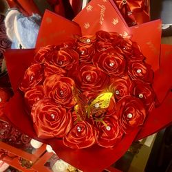 Ribbon and Rose Bouquets 