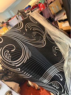 Queen size mattress and box spring still like new conditions very soft we sell all the time delivery $10 extra