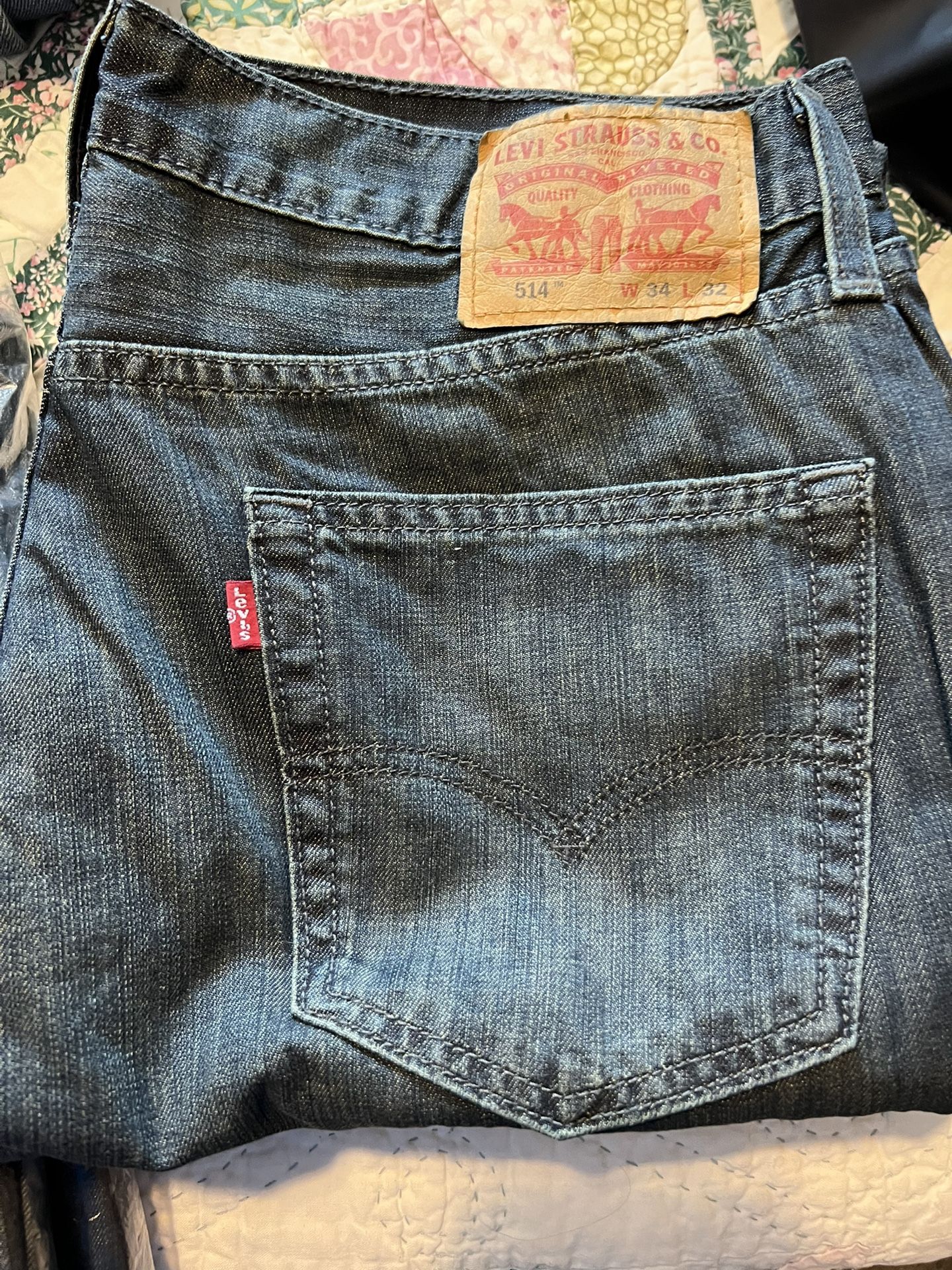 Levi’s 514 Straight Fit 34x32. New