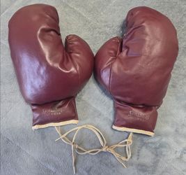 Vintage SPALDING Leather Boxing Gloves