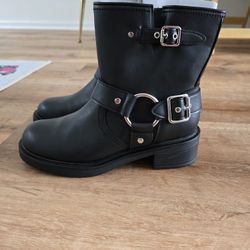 Women Boots 