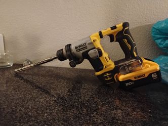 DEWALT 20V Brushless SDS Plus Rotary Hammer