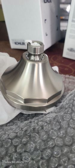 Kholer Shower Head And Spout