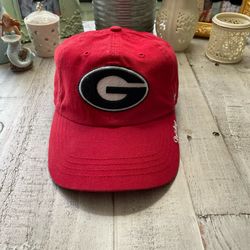 Georgia Bulldogs '- 47 Brand Women’s Red Adjustable Strap Hat - NCAA Dawgs