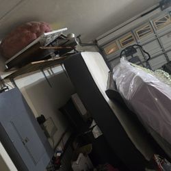 King size bed & frame &Queen size bed &frame