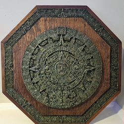 Vintage Aztec Mayan Calendar Wall Plaque
