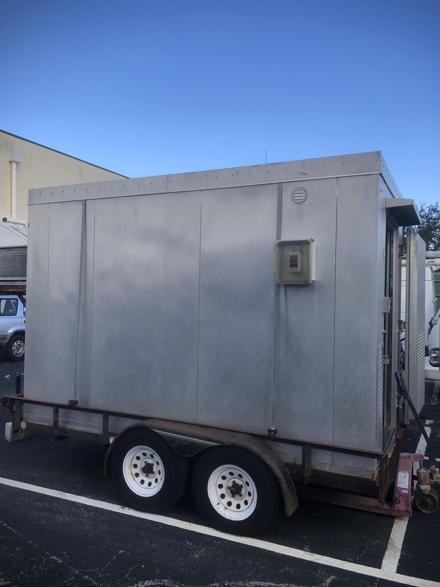 REFRIGERATION UNIT, REFRIGERATION UNIT !!!