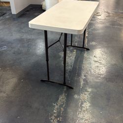 Folding Table