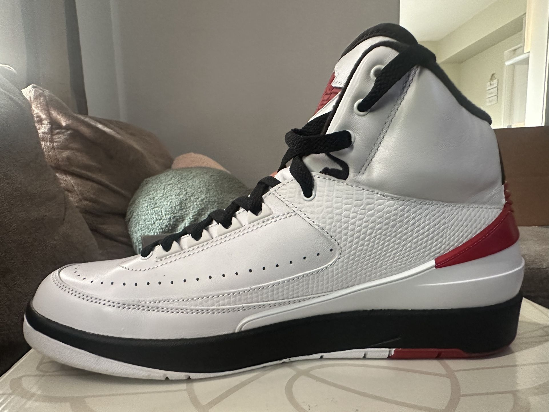 Retro Jordan 2 🚨Price negotiable!!! Let’s make a deal🚨