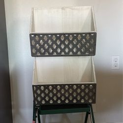 Mail And Magazine Rack 