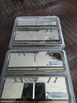 G.Skill Trident Z Royal 64G (32Gx2) RAM