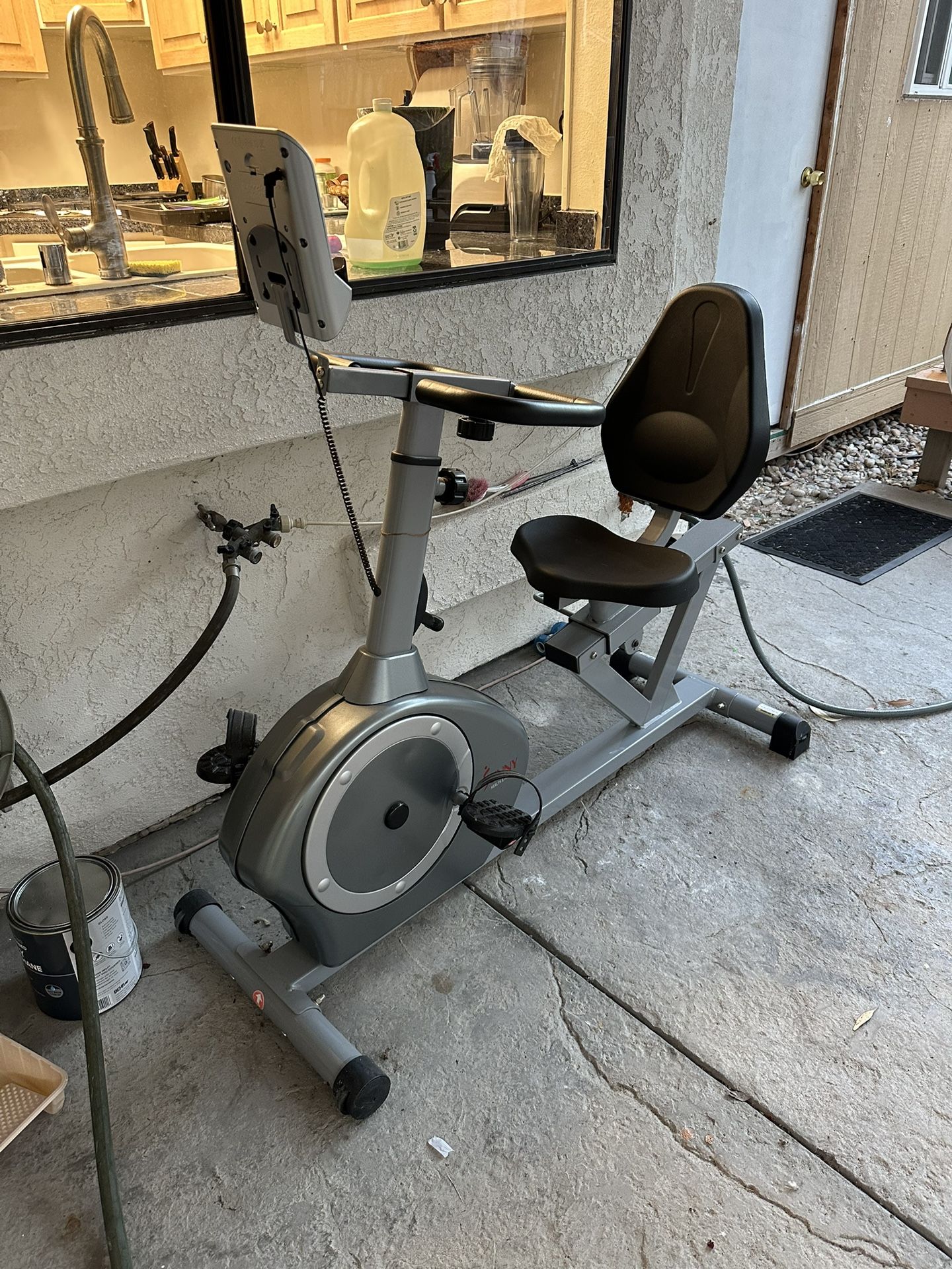 Exercise bicycle