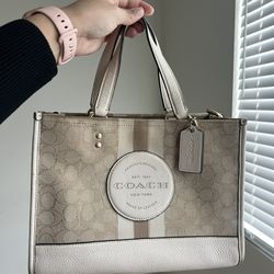 Coach Tote