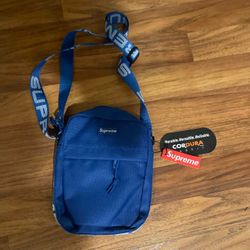 supreme shoulder bag