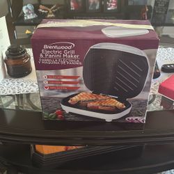 Brand New Electric Grill & Panini Maker