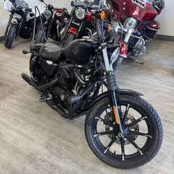 2022 Harley-Davidson Sportster Iron 883
