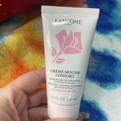 Lancome Pink  Rose Cleansing Foam 