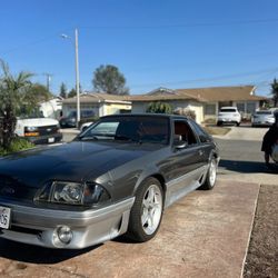 1990 Ford Mustang 