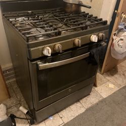 Moving Sale Stove Available 