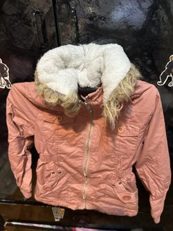 Girl’s Clothes
