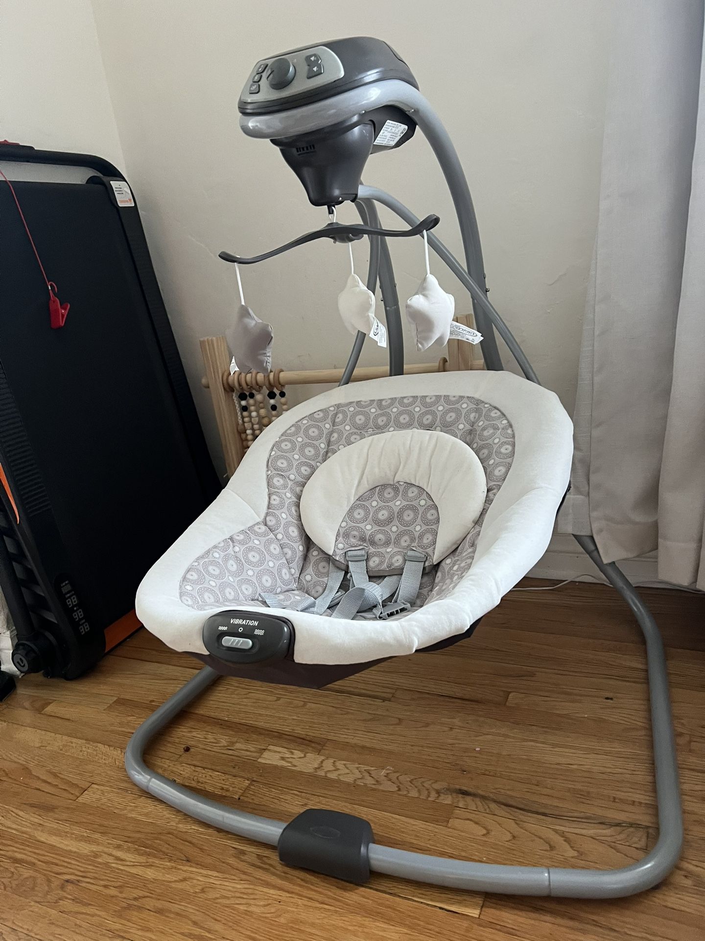 Graco Baby swing