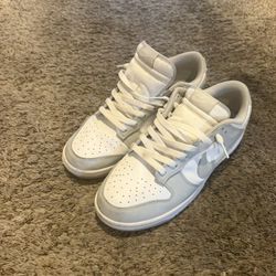 Grey Nike Dunks 