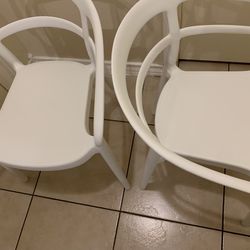 Curved Back Indoor/outdoor Chair