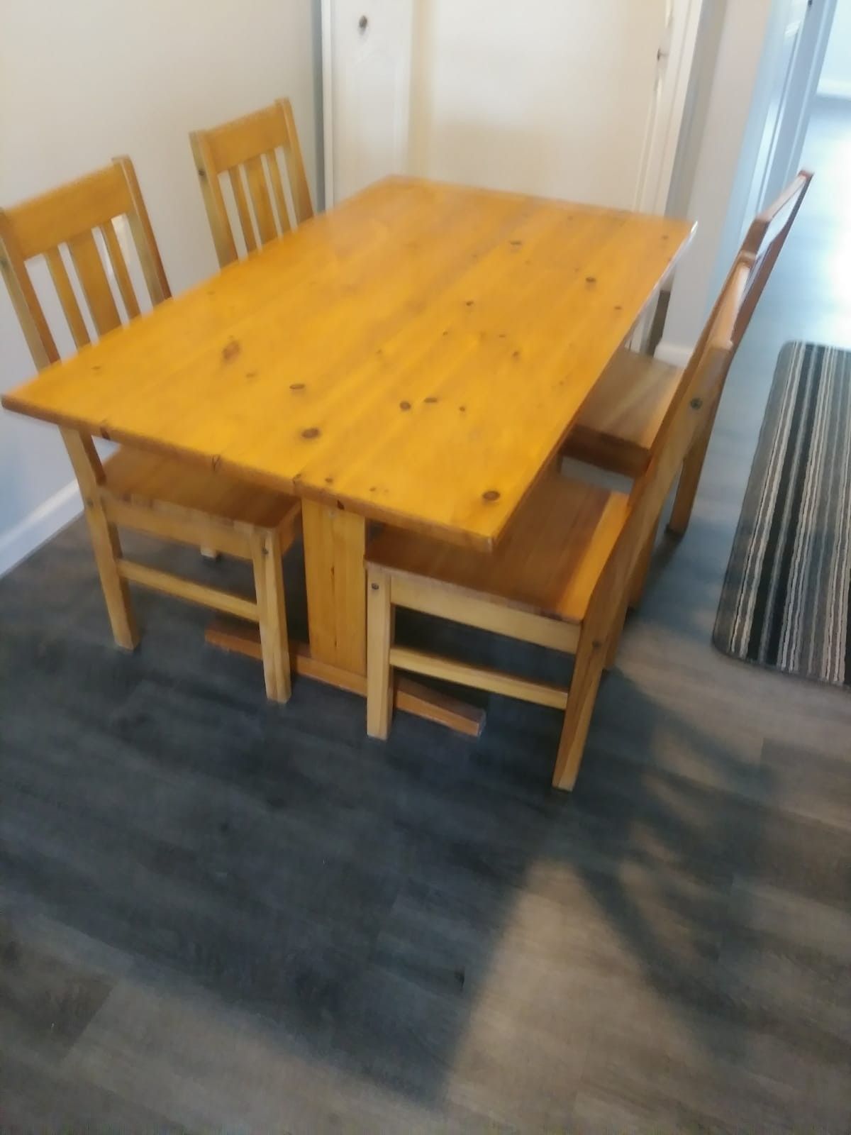 Wood Kitchen Table and 4 chairs