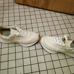 Alexander McQueen Runner Cream 