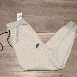NIKE TECH FLEECE JOHGER PANTS WOMENS SIZE MEDIUM GRAY