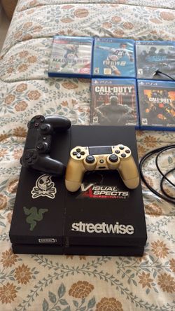 ps4 pro with 2 controllers 5 games 1 headset