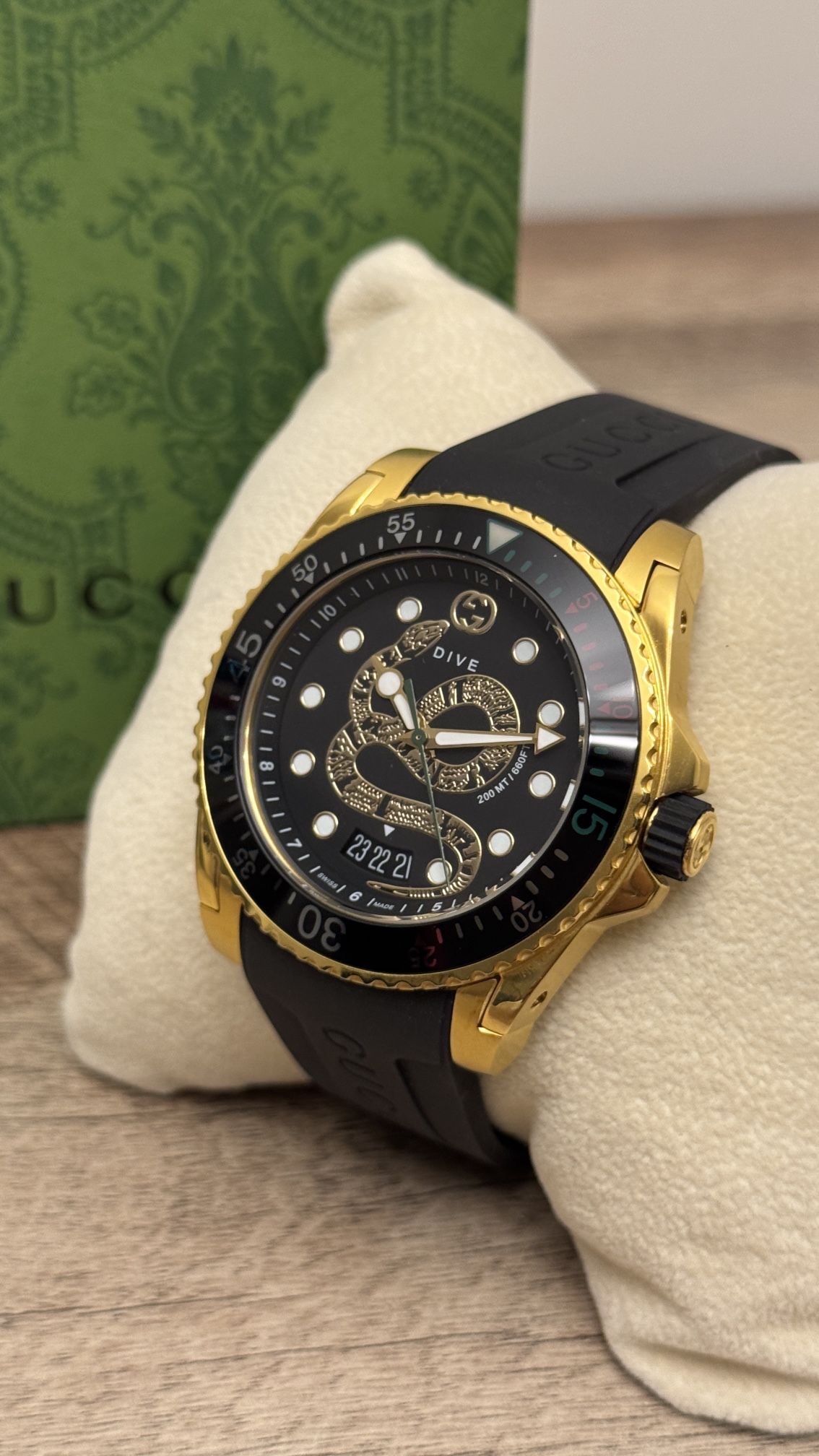 Gucci Dive Gold Tone 45mm Case Men’s Watch