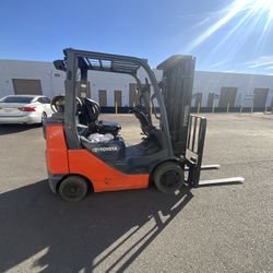 2017 Toyota Forklift 8FGCU25