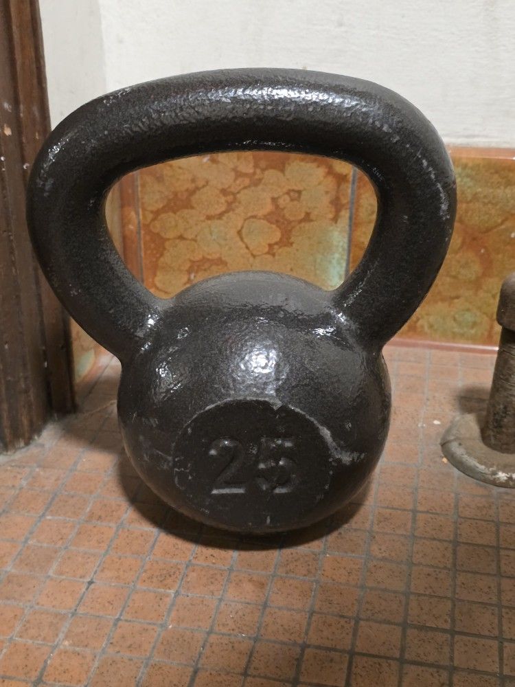 25lb Cast Iron Kettlebell