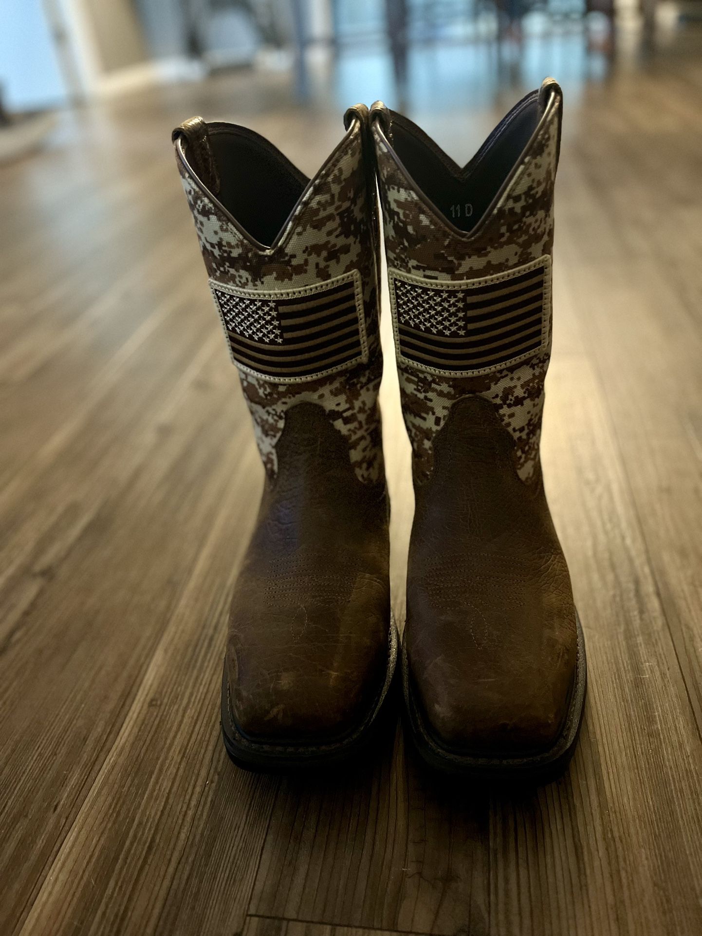 ARIAT Flag Digitcamo Steel Toe Boot 