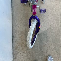 Bicycle with training wheels for kids