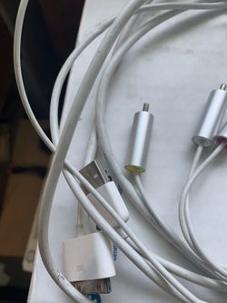 US AV Composite Video to TV-RCA Cable USB for Apple iPad 1 iPad 2 iPhone iPod