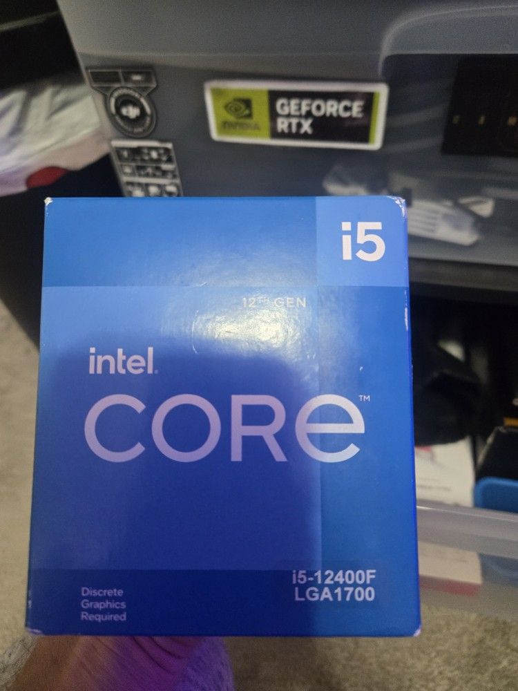 INTEL I5 12400F