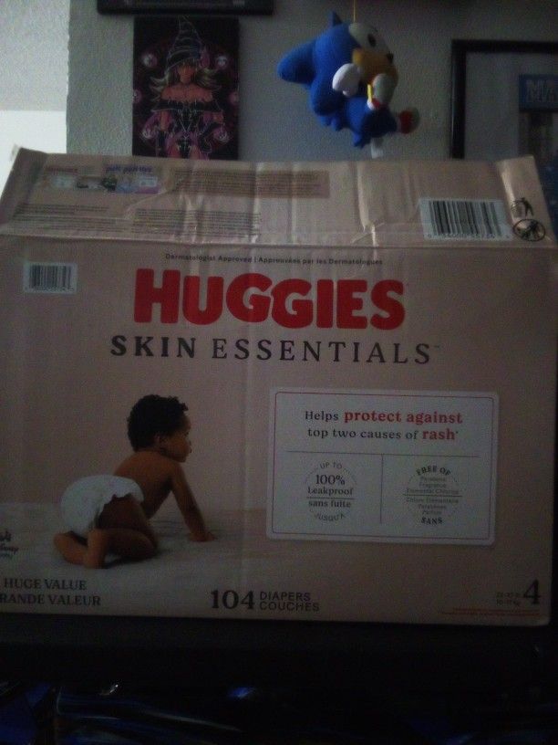 Huggies Skin Essential Size 4
