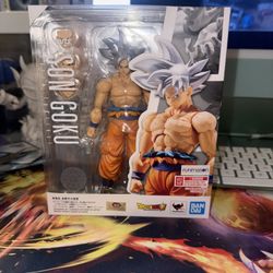 Sh Figuarts Son Goku Ultra Instinct 
