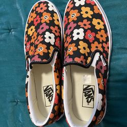 Vans New Woman’s Size 11