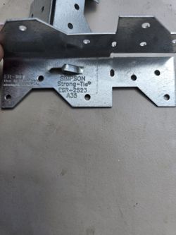 Simpson 1 7/16 × 4 1/2 Framing Anchors