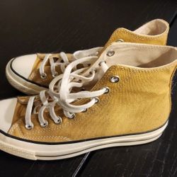 Converse All Stars Mustard Yellow Womens Size 9