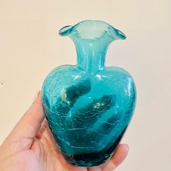 Vintage RAINBOW Handblown Blue Crackle Heart Ruffles\d Shaped Glass Bud Vase MCM